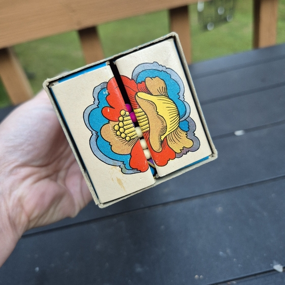 Vintage 70s Fireplace Match Box With Matches - Picture 4 of 5